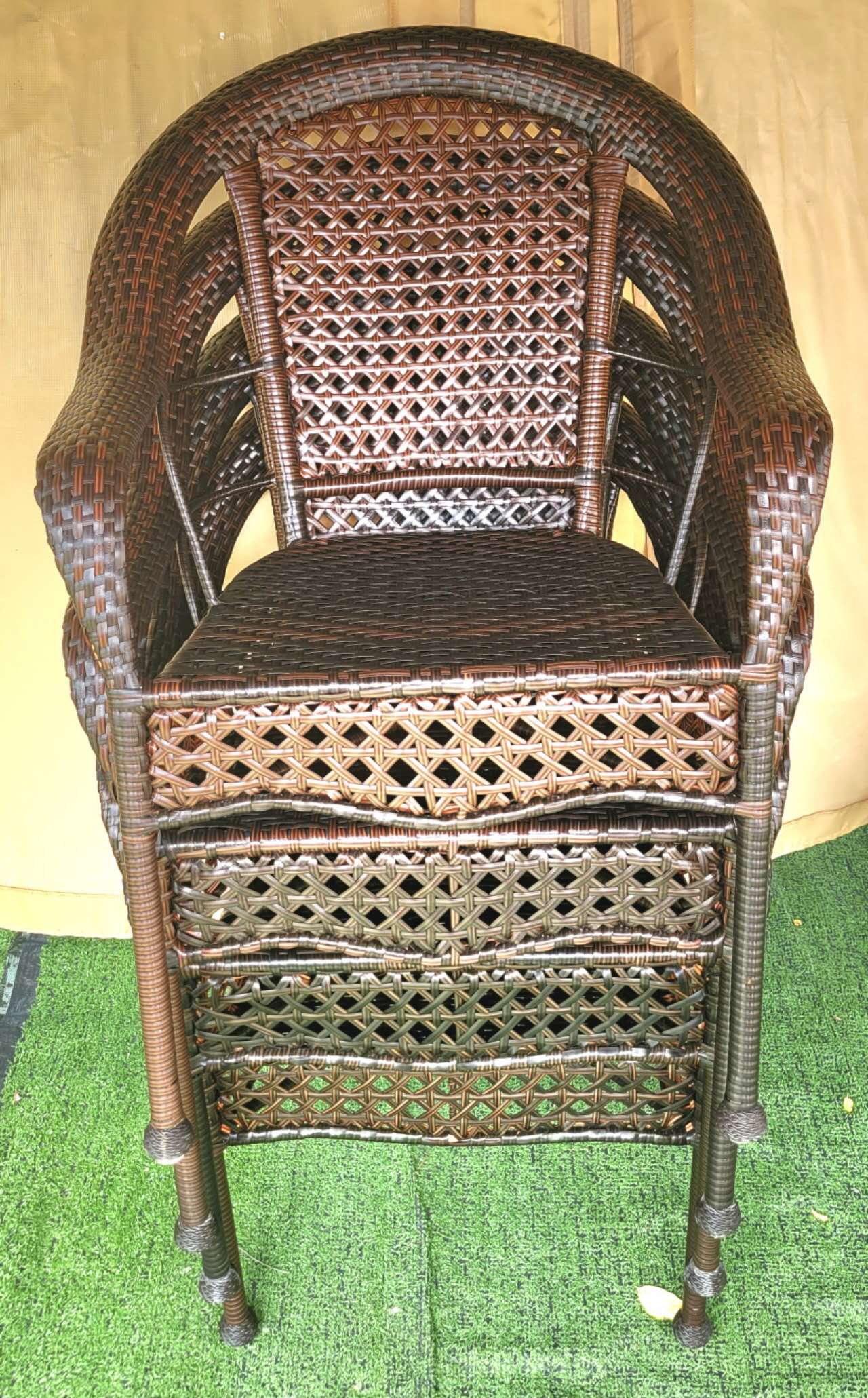 C32 Outdoor Dining Sets